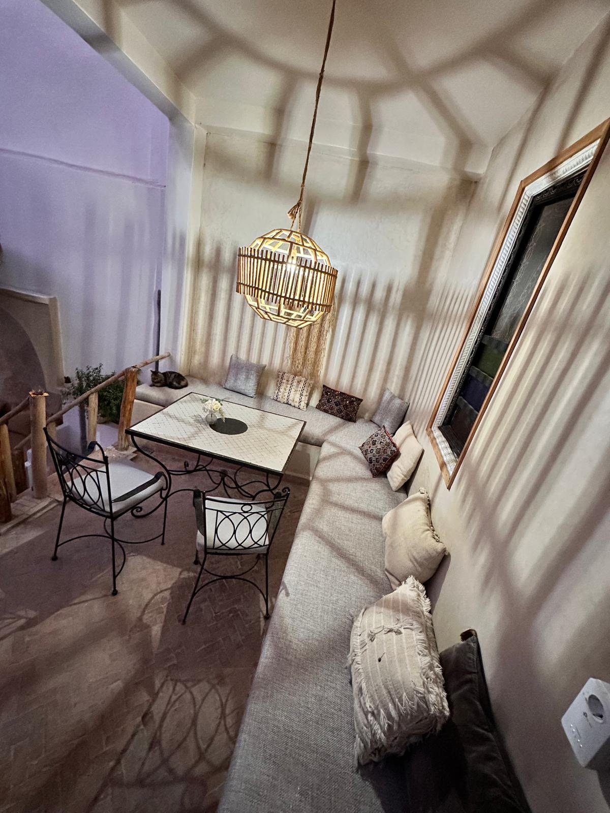 صورة من دار السلام